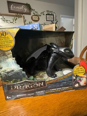 DreamWorks Toothless Black Interactive Dragon Figure